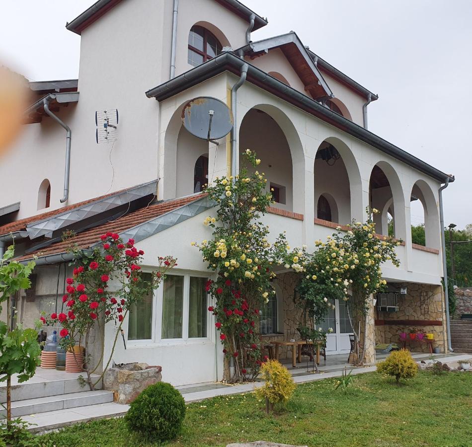 Knez Apartmani Senje Екстер'єр фото