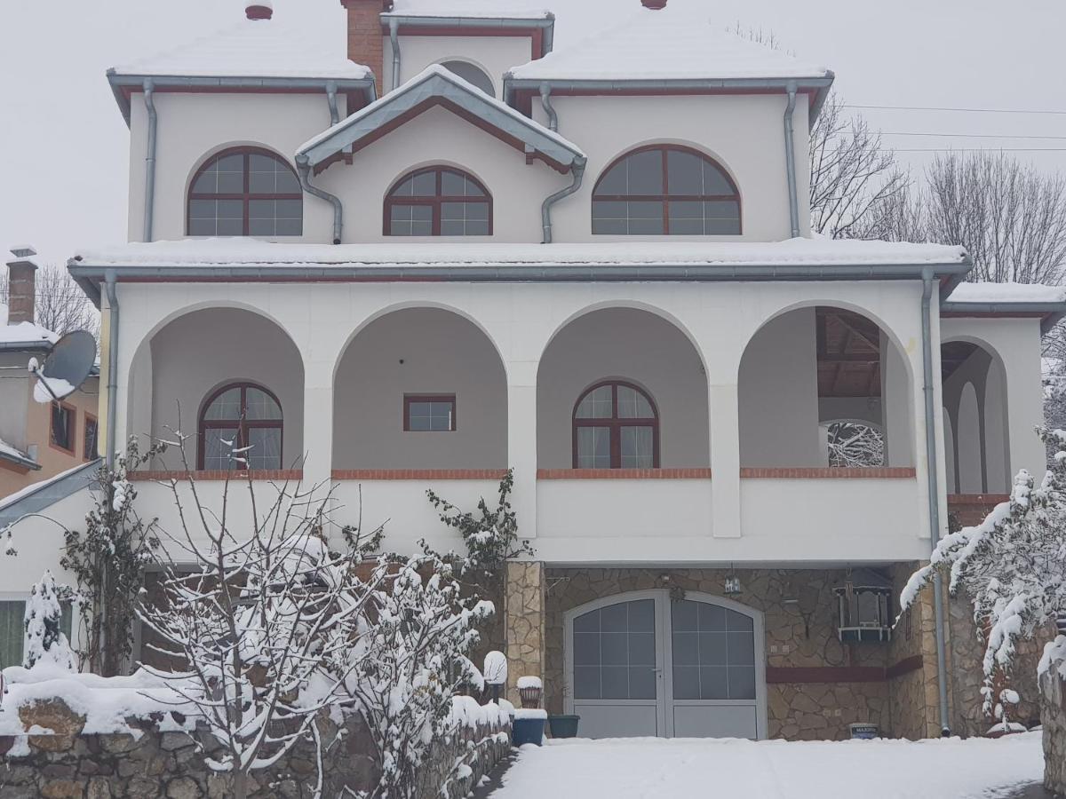 Knez Apartmani Senje Екстер'єр фото