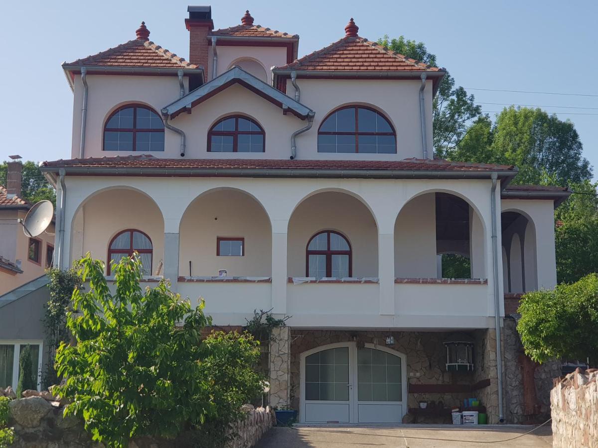 Knez Apartmani Senje Екстер'єр фото